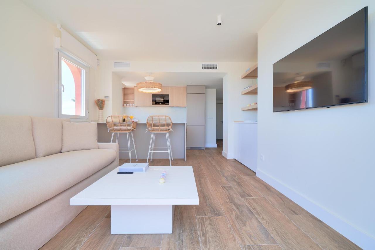 Sea Suite Beachfront Marbella Esterno foto